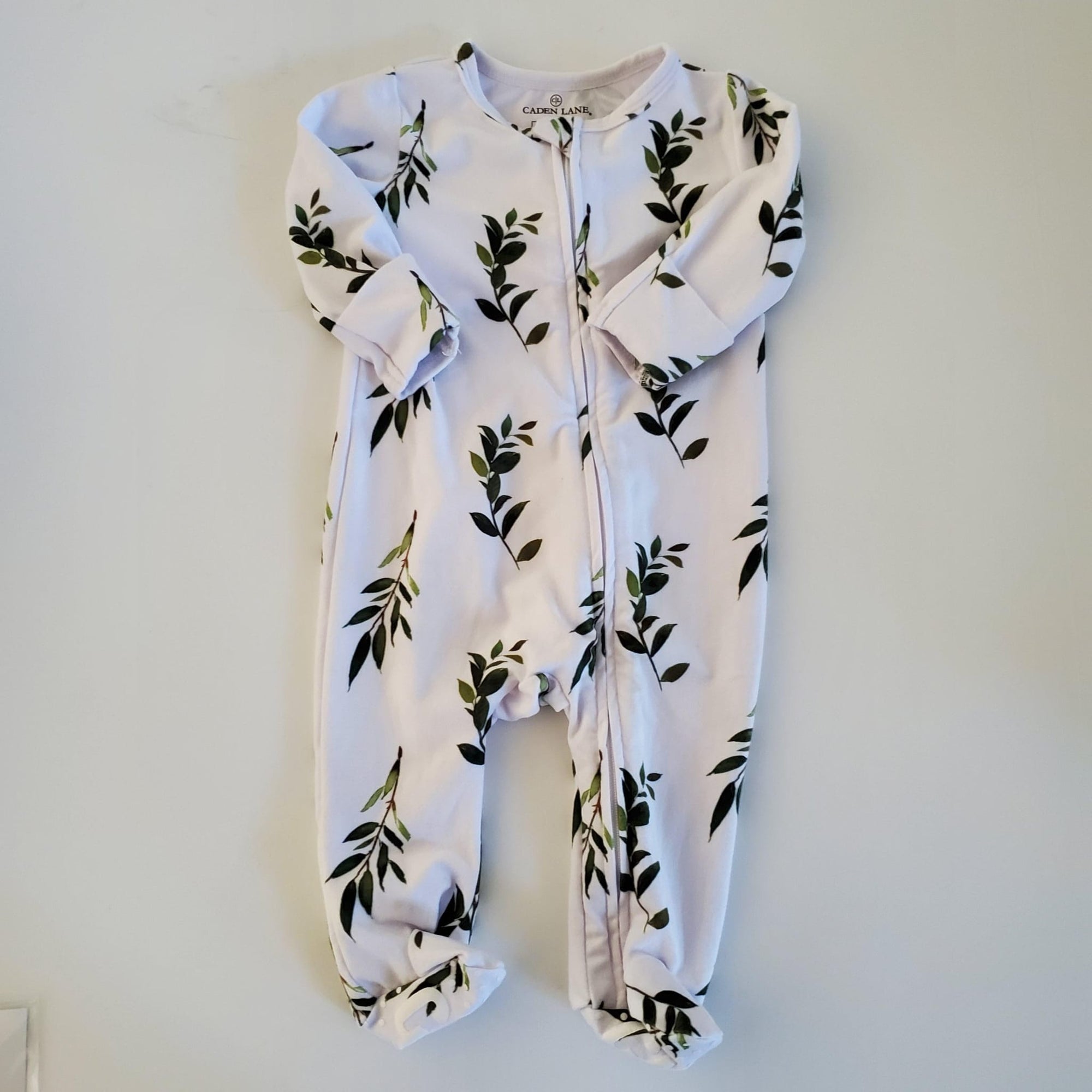 Caden Lane Olive Leaf Zipper Footie 0-3m